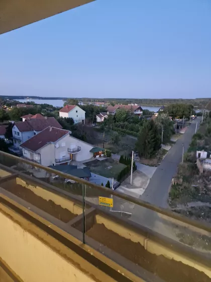 Stari Banovci | 4zida.rs