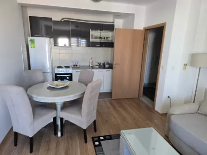 Cetinjska 8 | 4zida.rs