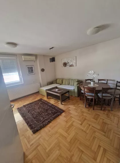 Romanijska | 4zida.rs