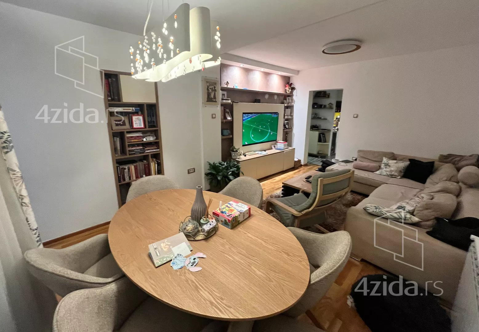 Trosoban stan | 4zida