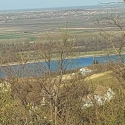 Spomenička | 4zida.rs