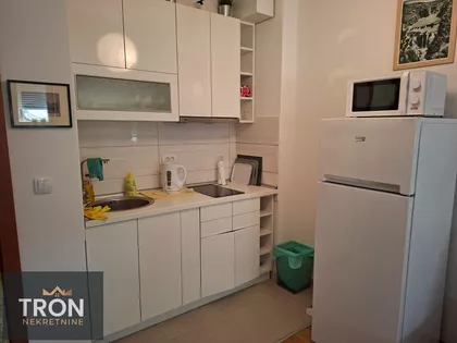 Nemanjina | 4zida.rs