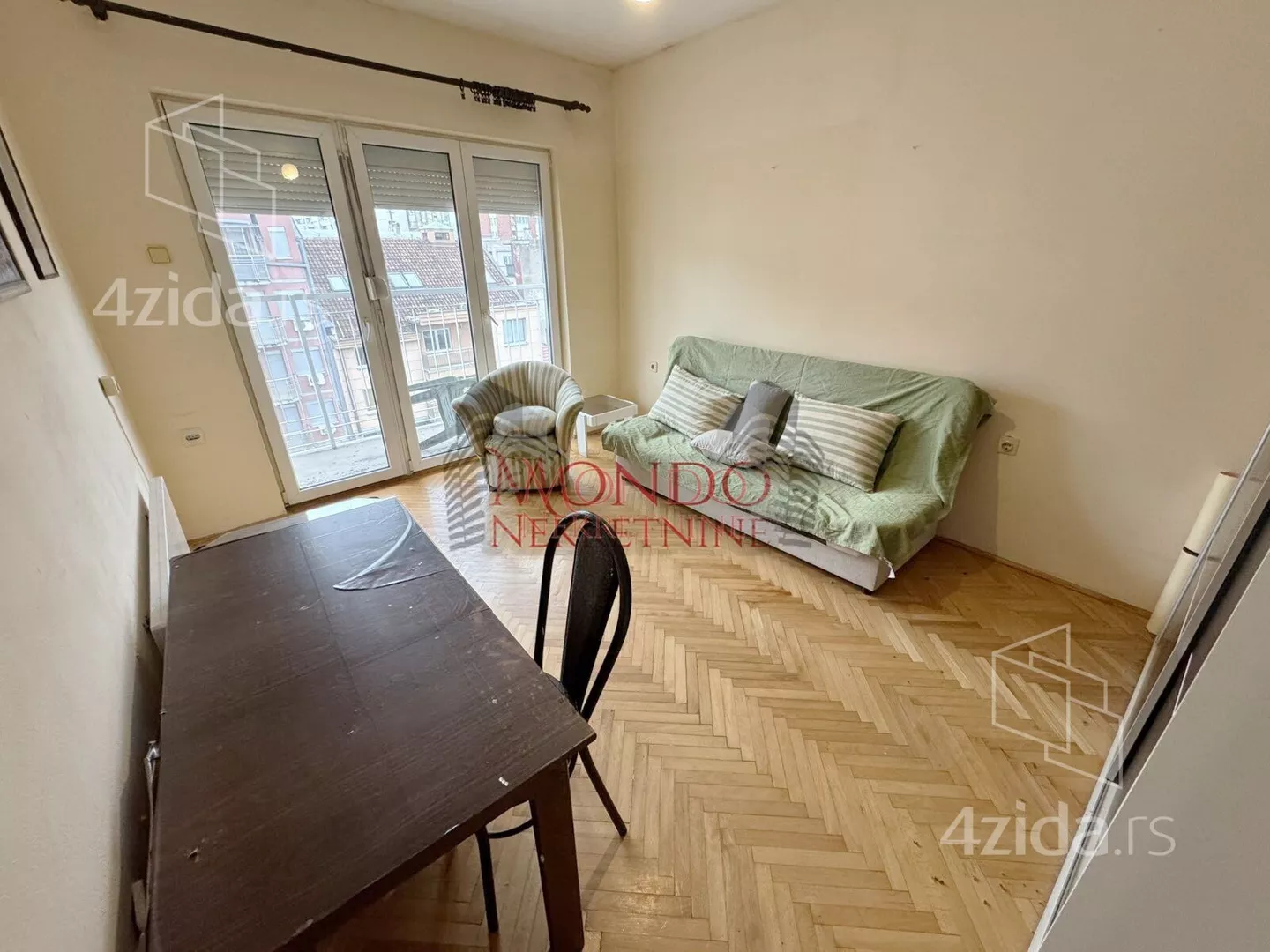 Dvoiposoban stan | 4zida