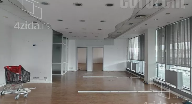 Poslovni prostor | 4zida