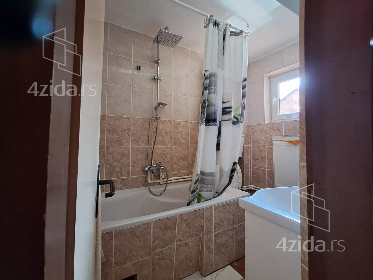 4-etažna kuća | 4zida