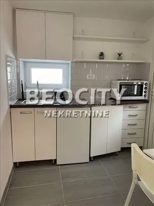 Vase Stajića | 4zida.rs