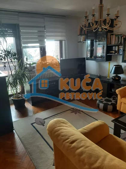 Bulevar Nemanjića | 4zida.rs
