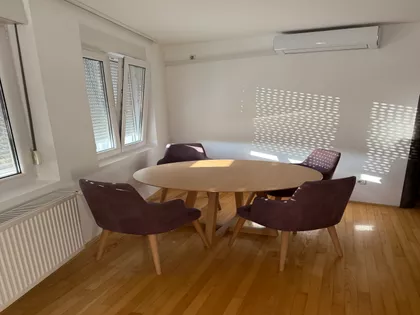 Banjska 9 | 4zida.rs