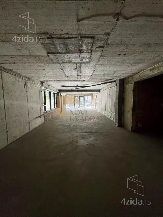 Poslovni prostor | 4zida