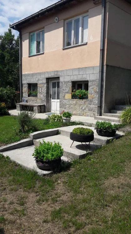 Popučke | 4zida.rs
