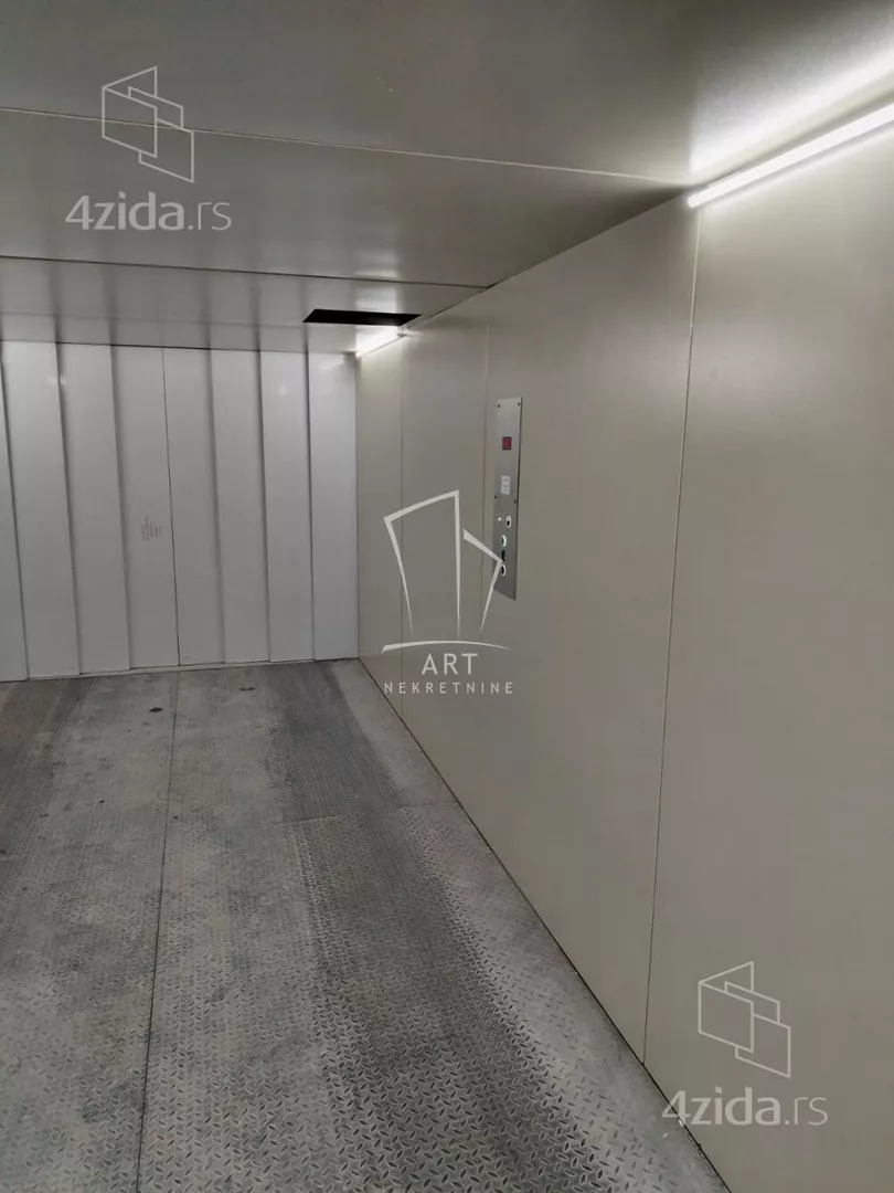 Garaža | 4zida