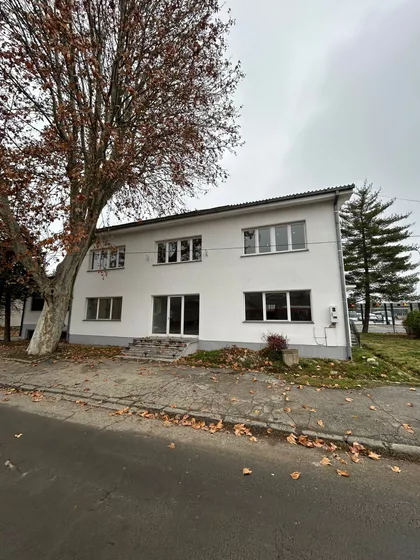 Šumadijska | 4zida.rs