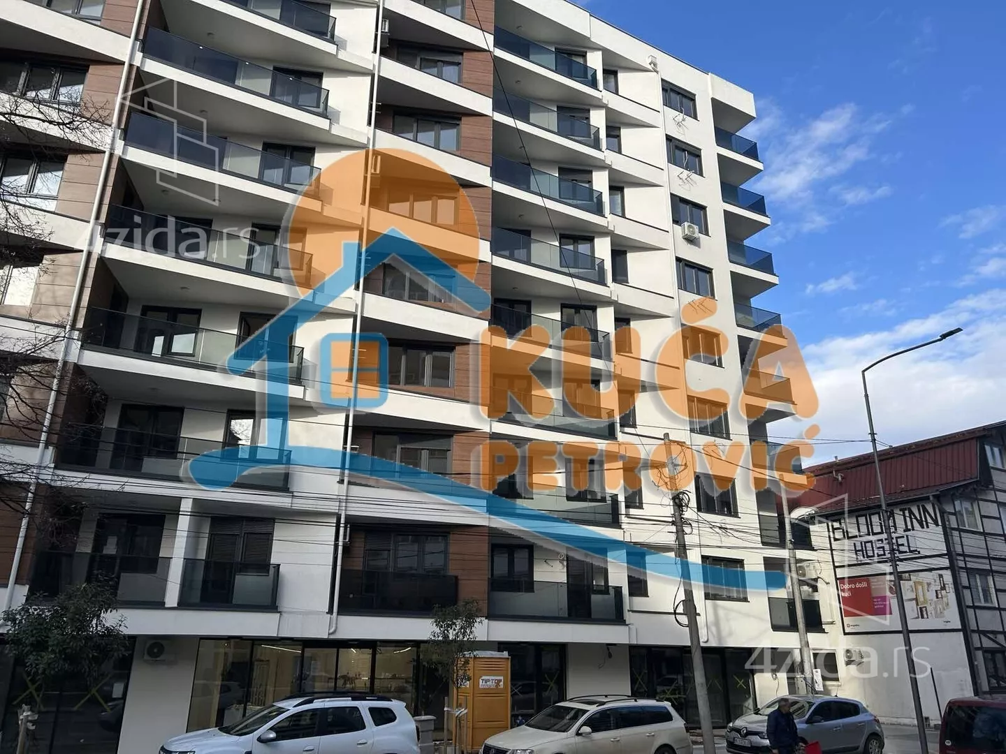 Jednoiposoban stan | 4zida