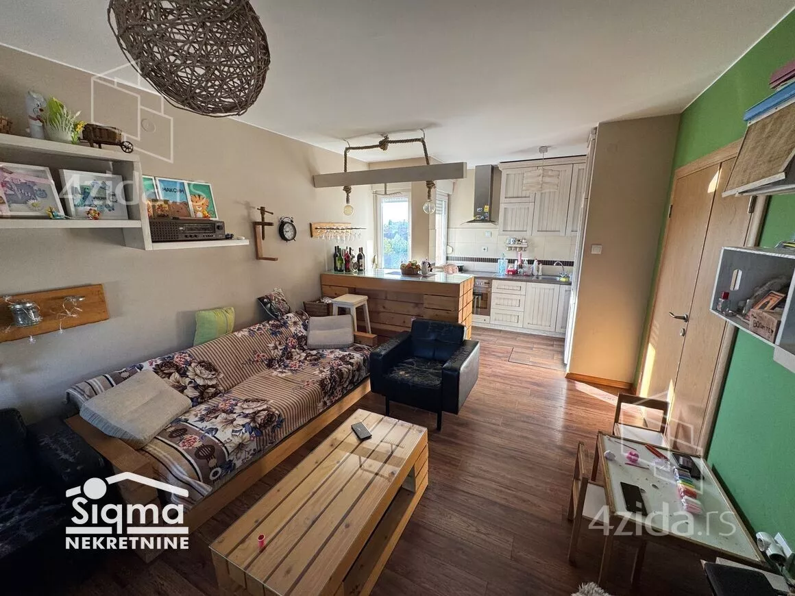 Dvoiposoban stan | 4zida