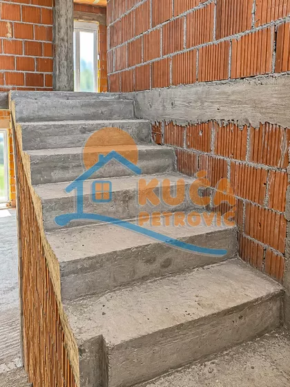 Ниш (Пантелеј) | 4zida.rs