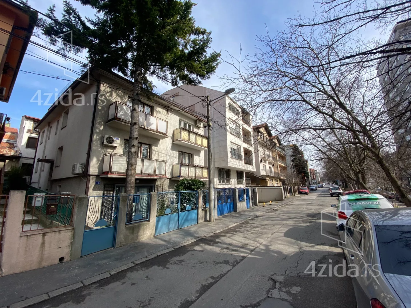 Petosoban stan | 4zida