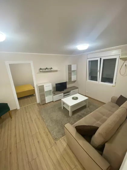 Žarka Zrenjanina 18B | 4zida.rs