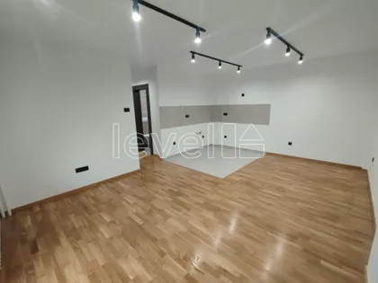 Novo Naselje | 4zida.rs