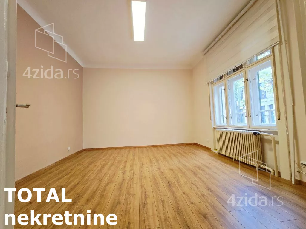 Lokal | 4zida