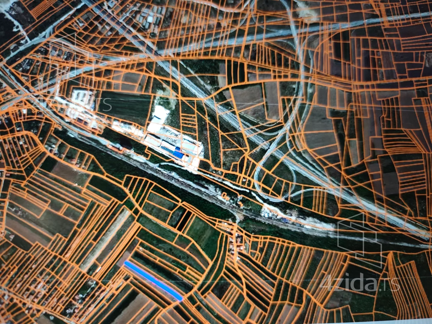 Građevinsko zemljište | 4zida