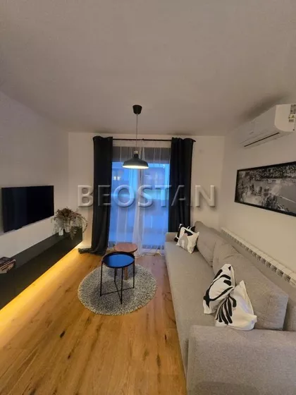 Slavonska | 4zida.rs