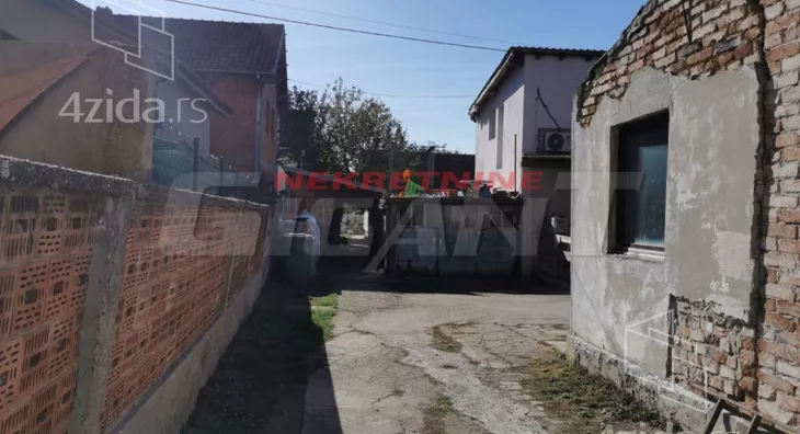 Plac | 4zida