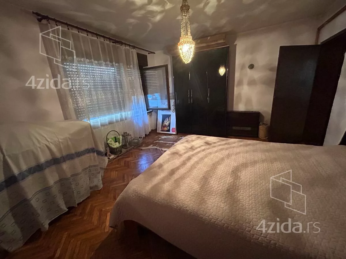 3-etažna kuća | 4zida