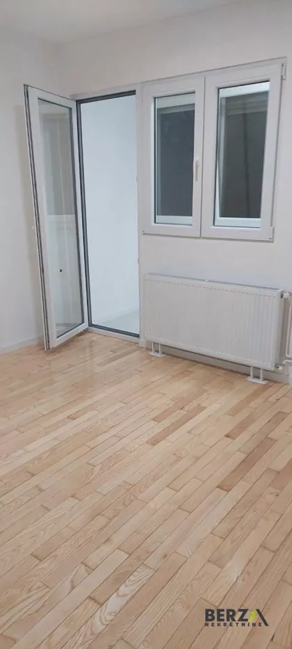 Železnička stanica | 4zida.rs