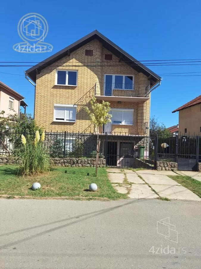 Kuća | 4zida