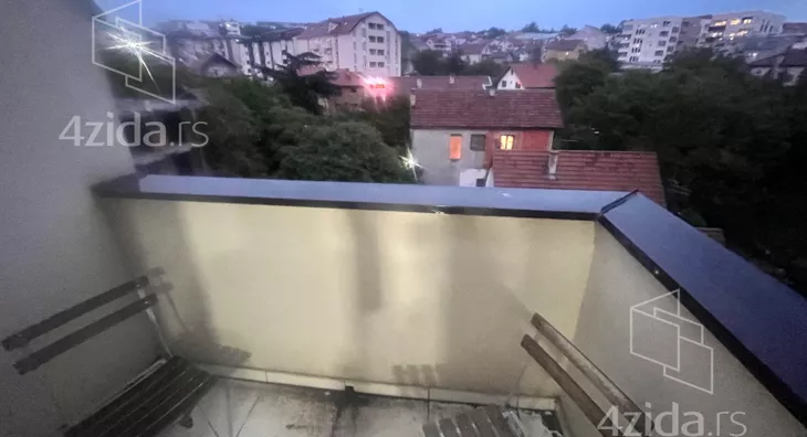Garsonjera | 4zida
