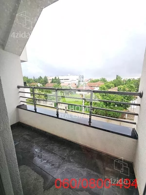Petosoban stan | 4zida