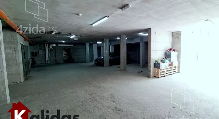Garaža | 4zida