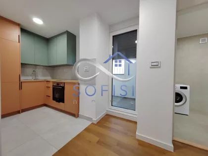 Heroja Pinkija | 4zida.rs