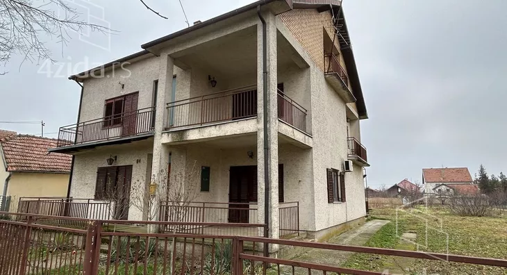 2-etažna kuća | 4zida