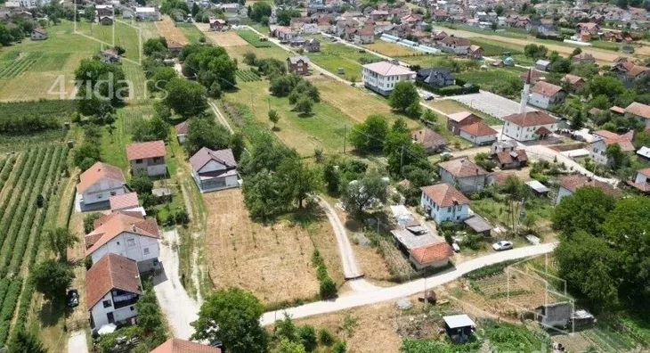 Plac | 4zida
