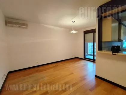 VOŽDOVAC | 4zida.rs