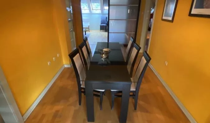 Četvoroiposoban stan | 4zida