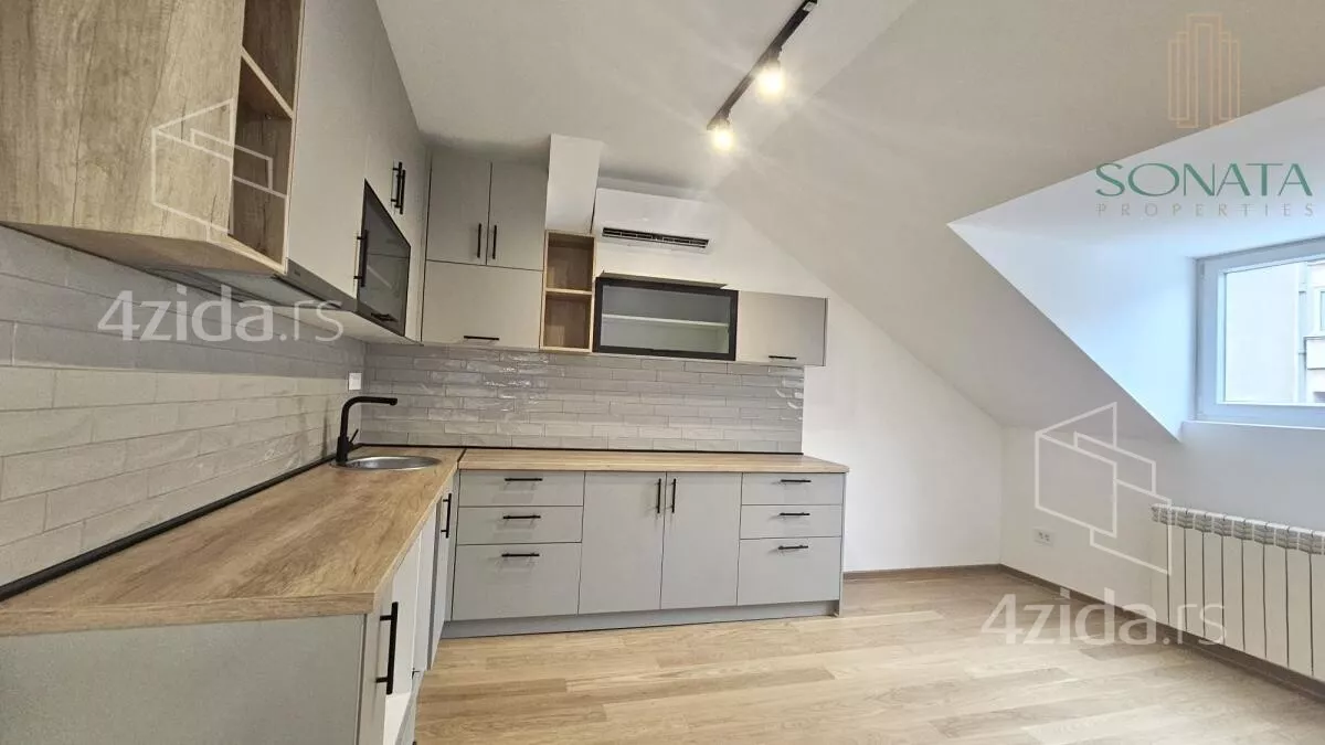 Petosoban stan | 4zida