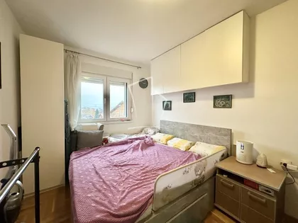 Univerzijade | 4zida.rs