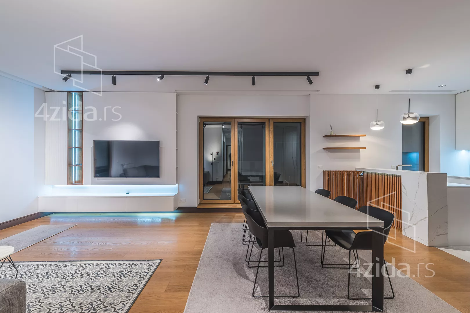 Četvorosoban stan | 4zida