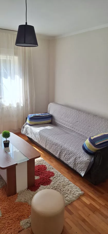 Dečanska 9 | 4zida.rs