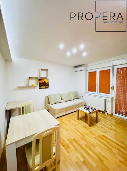 Karpatska | 4zida.rs