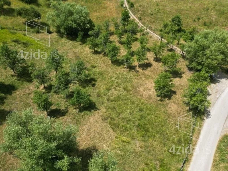 Plac | 4zida