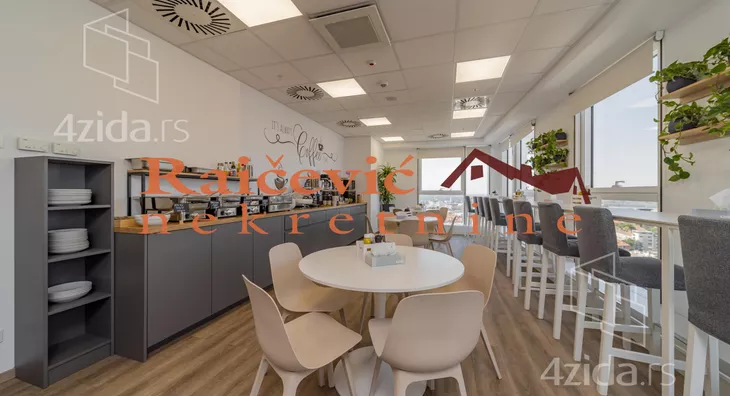 Poslovni prostor | 4zida