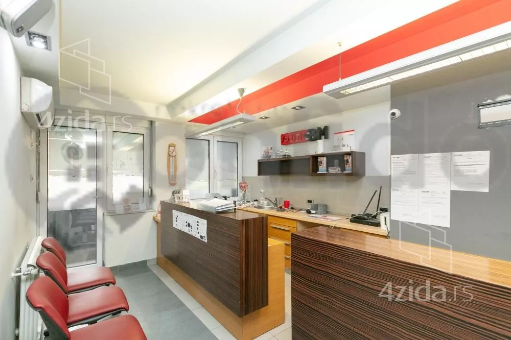 Poslovni prostor | 4zida