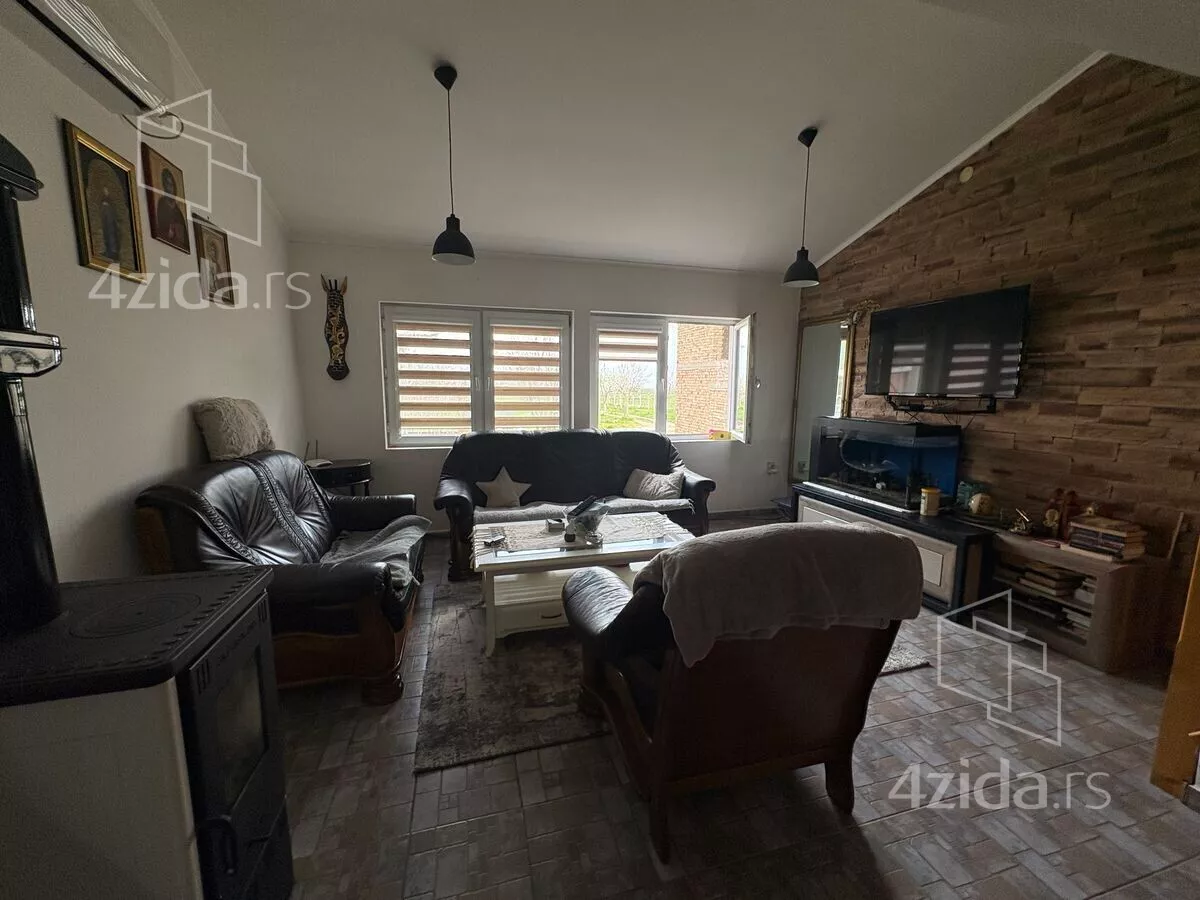 3-etažna kuća | 4zida