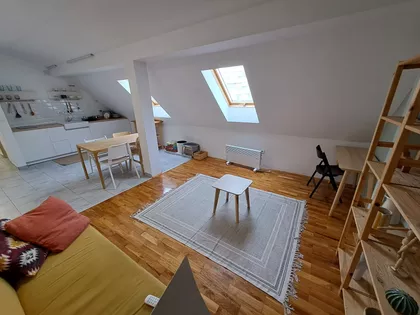 Ustanička | 4zida.rs