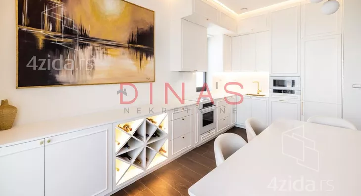 Petosoban stan | 4zida