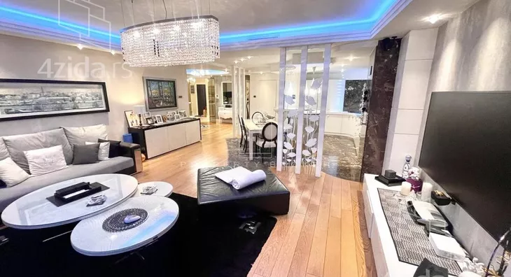 Petoiposoban stan | 4zida