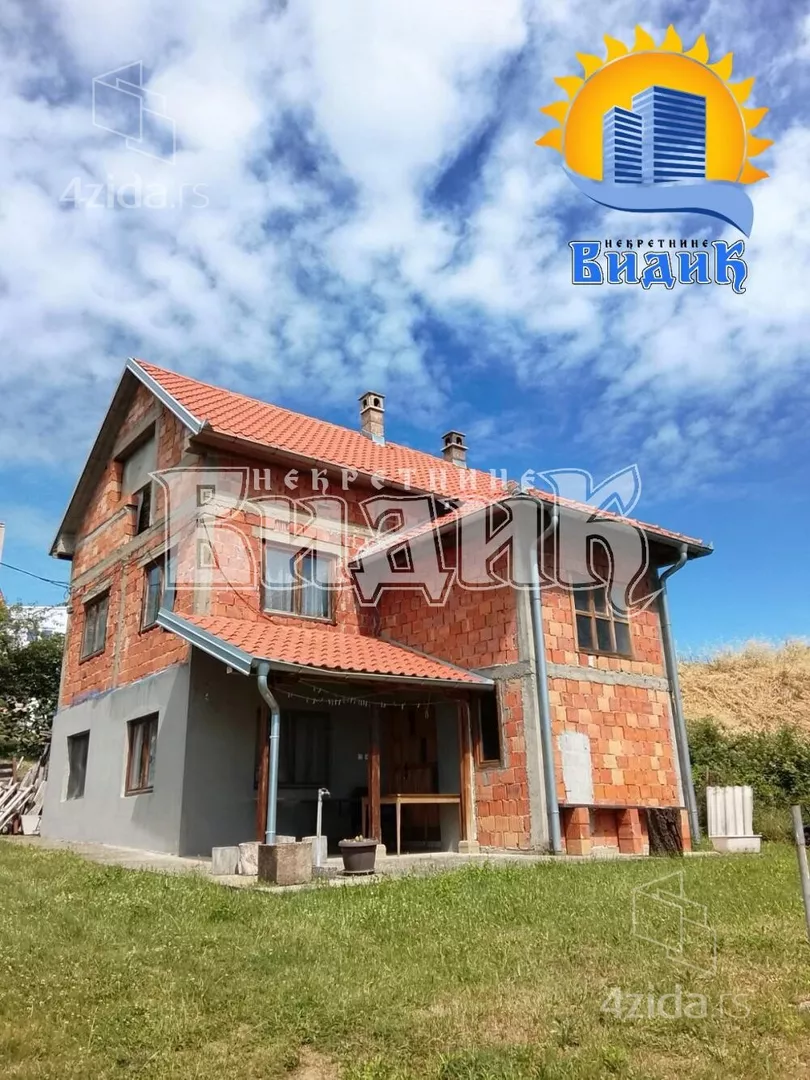 3-etažna kuća | 4zida
